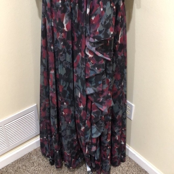 Badgley Mischka Pleated Floral Gown Size 12 Gray Black Burgundy - Picture 4 of 12